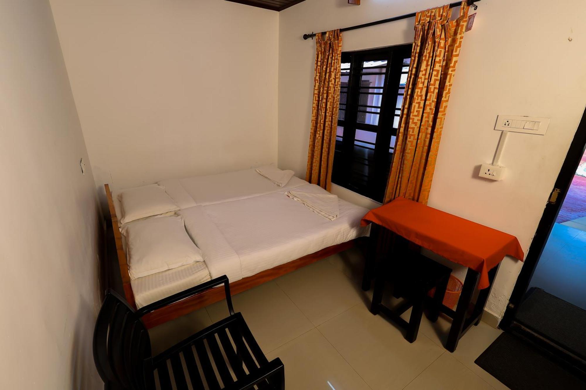Illikkalam Lakeside Cottages Kumarakom Kerala Экстерьер фото