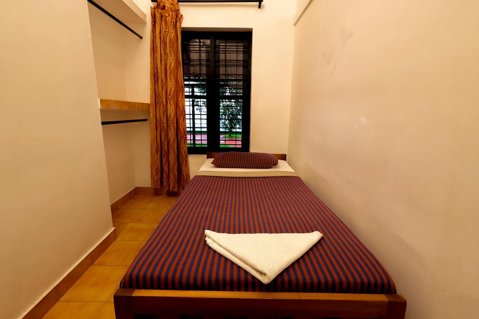 Illikkalam Lakeside Cottages Kumarakom Kerala Экстерьер фото