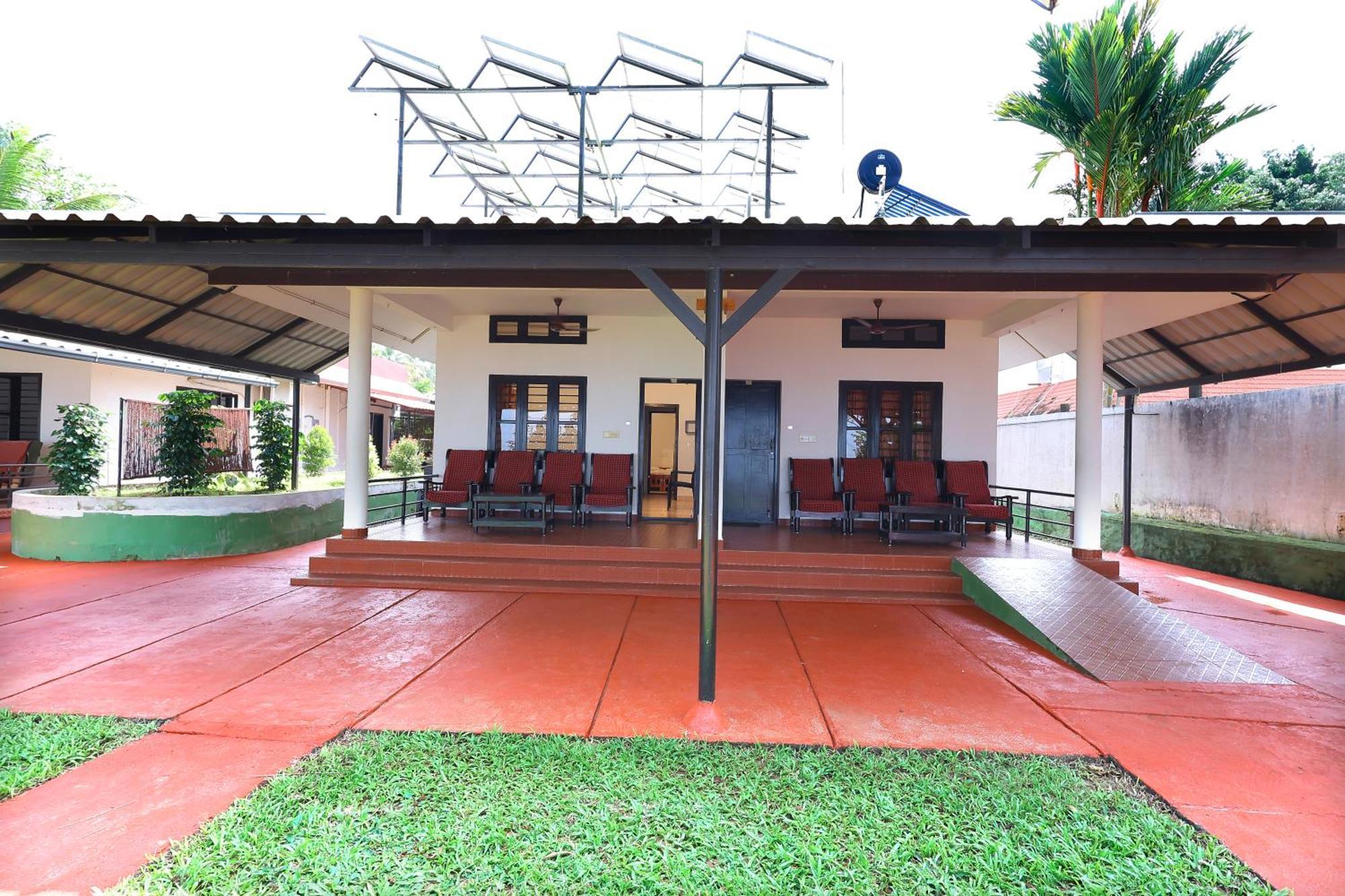 Illikkalam Lakeside Cottages Kumarakom Kerala Экстерьер фото