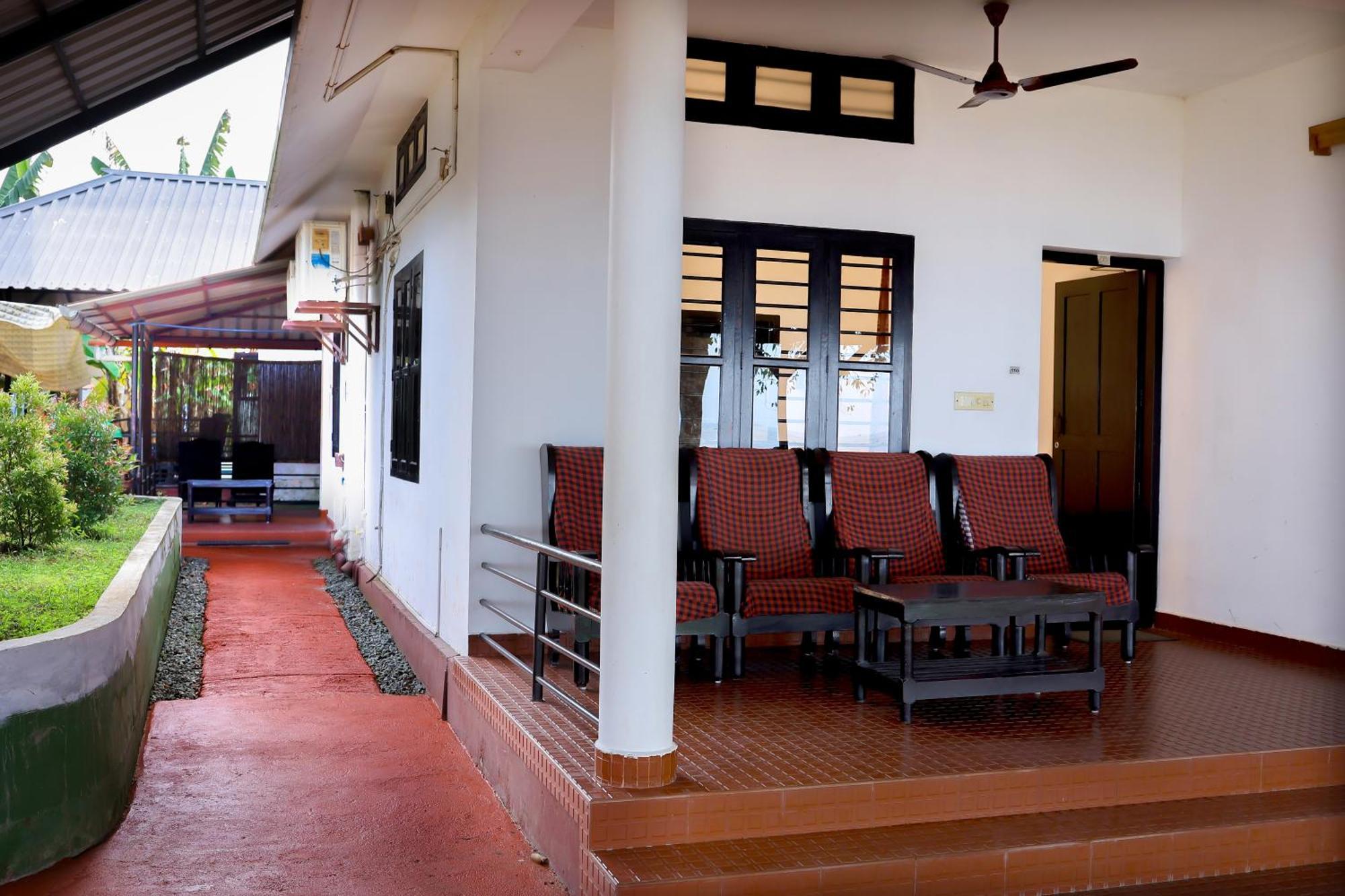 Illikkalam Lakeside Cottages Kumarakom Kerala Экстерьер фото
