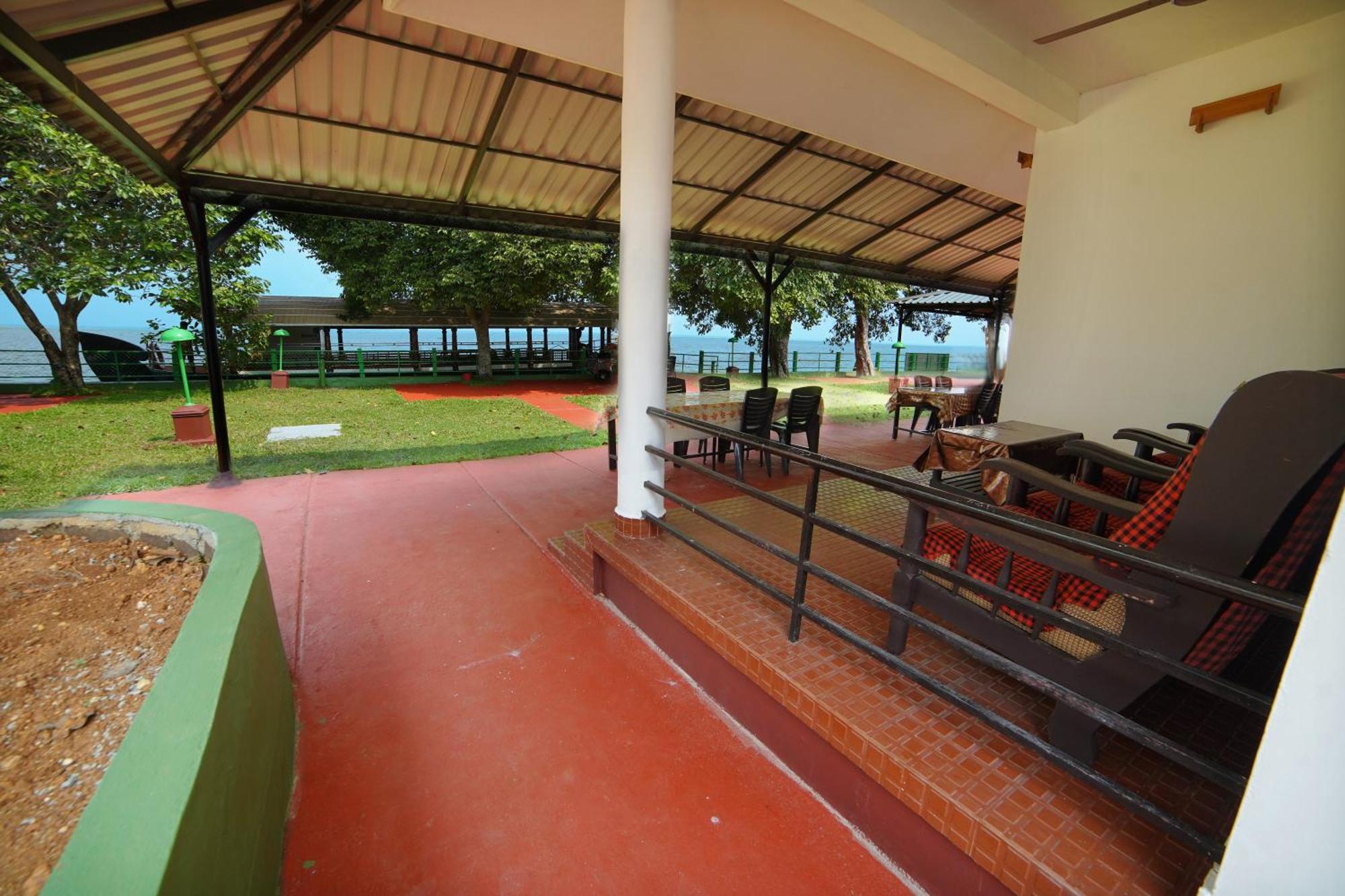 Illikkalam Lakeside Cottages Kumarakom Kerala Экстерьер фото
