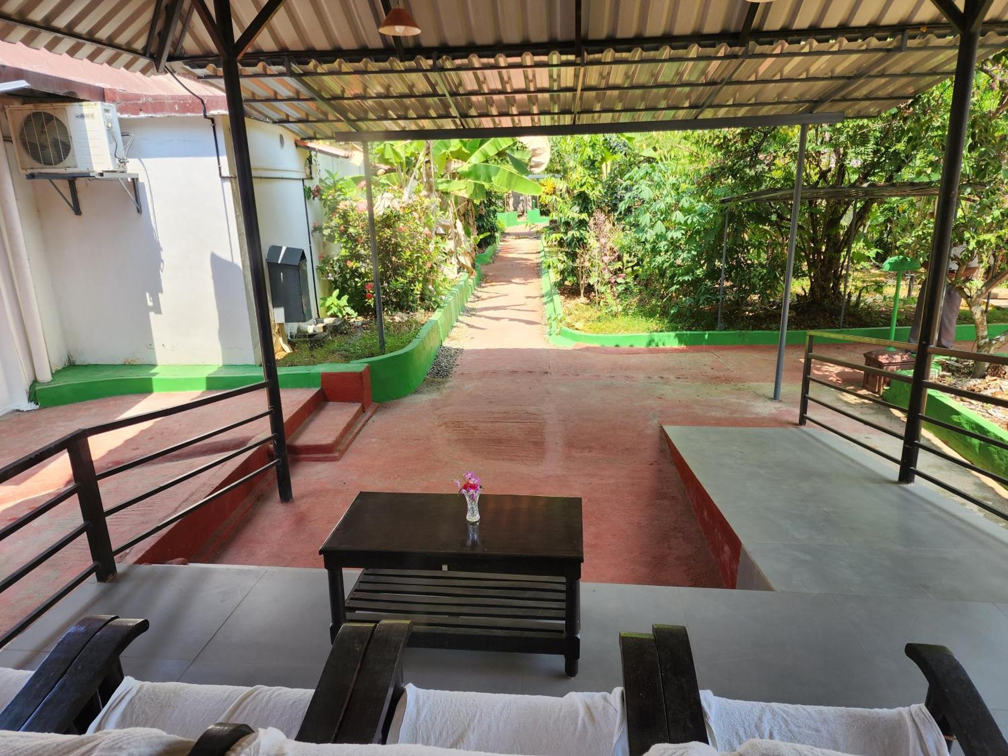 Illikkalam Lakeside Cottages Kumarakom Kerala Экстерьер фото