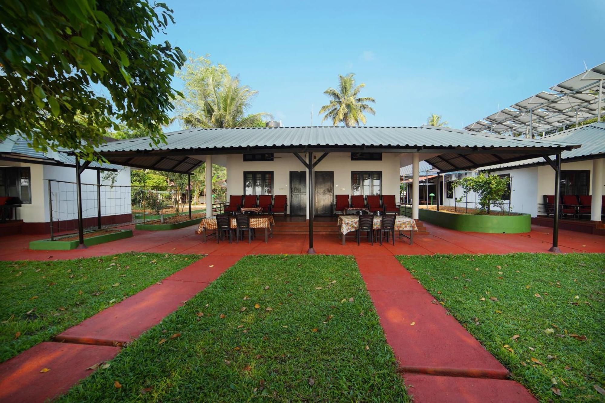 Illikkalam Lakeside Cottages Kumarakom Kerala Экстерьер фото