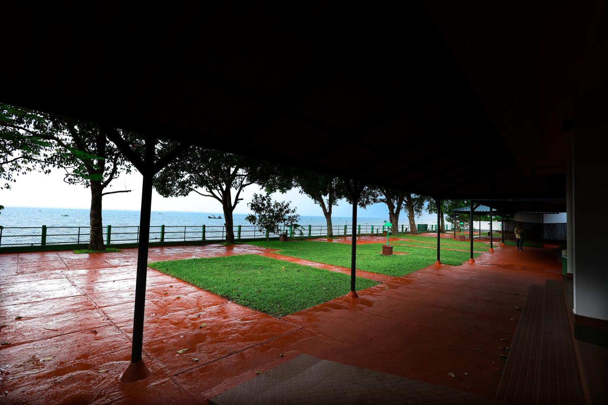 Illikkalam Lakeside Cottages Kumarakom Kerala Экстерьер фото