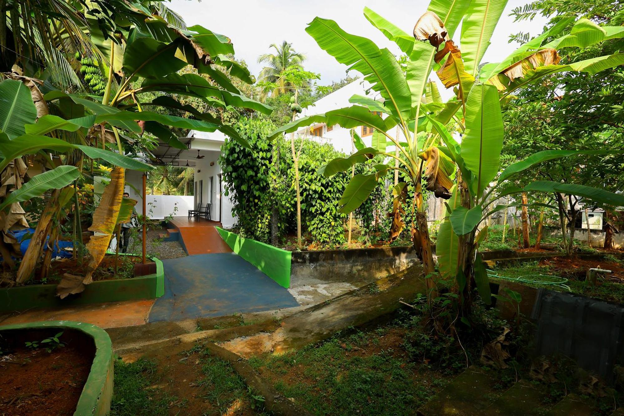 Illikkalam Lakeside Cottages Kumarakom Kerala Экстерьер фото